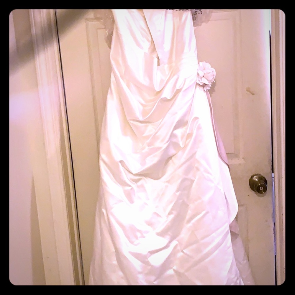 Wedding dress